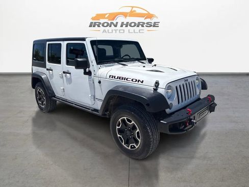 Used 2016 Jeep Wrangler Unlimited Rubicon AWD/4WD image 3