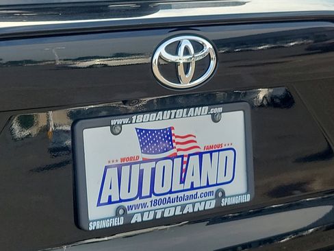 Used 2019 Toyota RAV4 XLE image 26