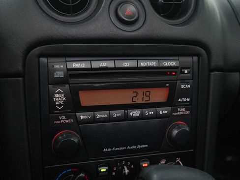 Used 2002 MAZDA MX-5 Miata SE RWD image 15