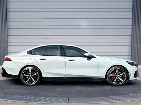 New 2026 BMW 530i w/ M Sport Package image 3