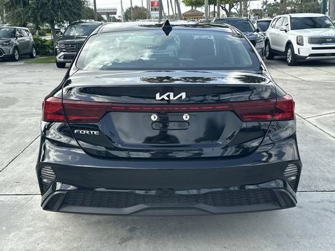 Certified 2024 Kia Forte LXS FWD image 7