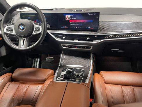 Used 2024 BMW X7 M60i w/ Climate Comfort Package AWD/4WD image 30