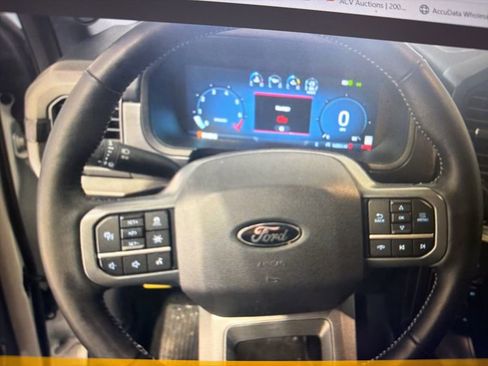 Used 2024 Ford F150 Lariat image 10