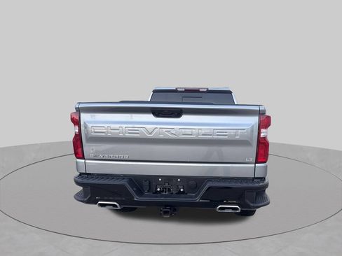 Used 2024 Chevrolet Silverado 1500 LT Trail Boss w/ Convenience Package II AWD/4WD image 6