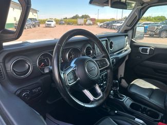 Used 2020 Jeep Gladiator Overland AWD/4WD video 2