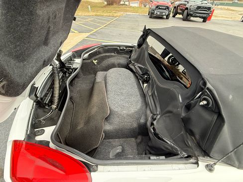 Used 2008 Pontiac Solstice Convertible w/ Preferred Package image 31