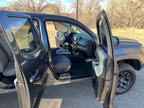 Used 2023 Toyota Tacoma SR5 image 9