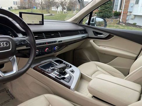 Used 2019 Audi Q7 2.0T Premium Plus w/ Premium Plus Package image 60