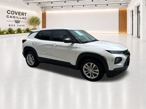 Used 2021 Chevrolet TrailBlazer LS FWD image 17