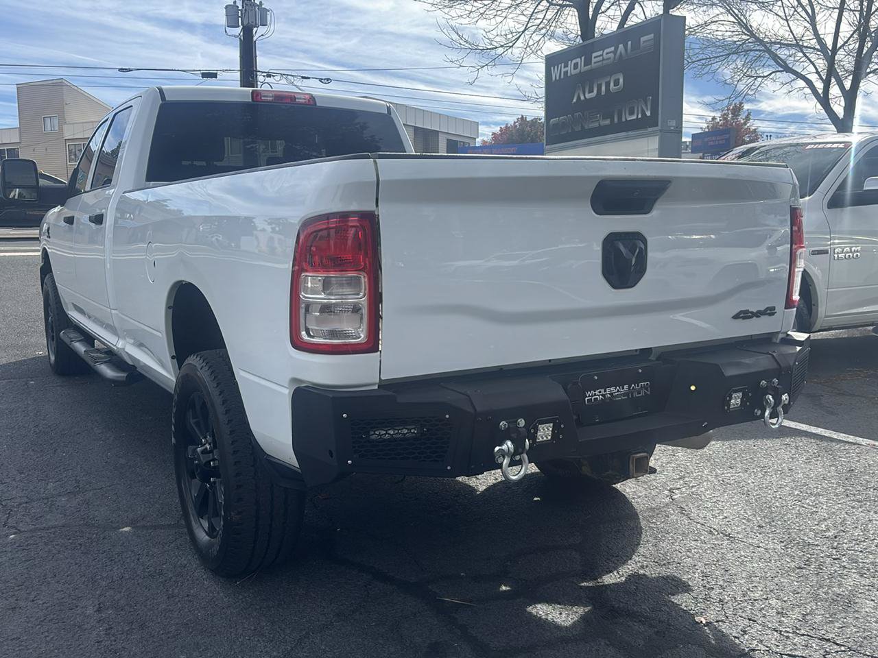 Used 2023 RAM 2500 Tradesman w/ Special Service Vehicle Group AWD/4WD image 4