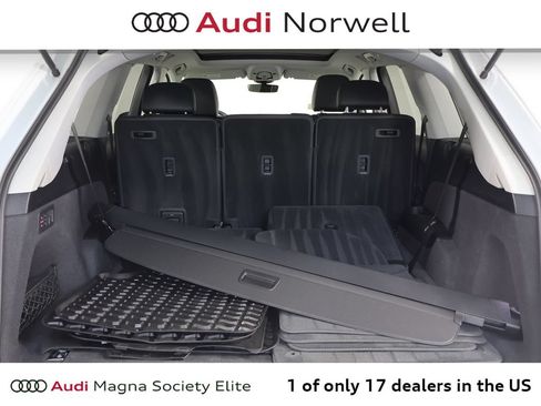 Used 2022 Audi Q7 3.0T Premium Plus w/ Premium Plus Package AWD/4WD image 16