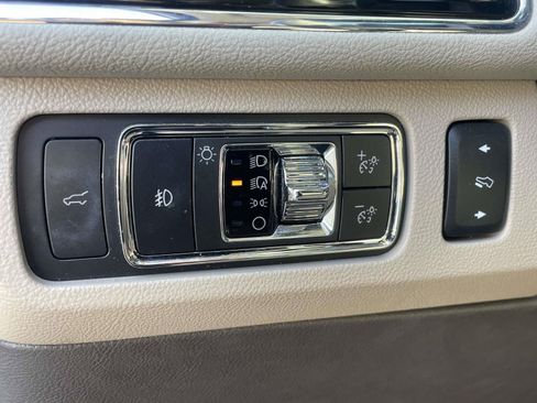 Used 2022 Lincoln Navigator L Reserve AWD/4WD image 21