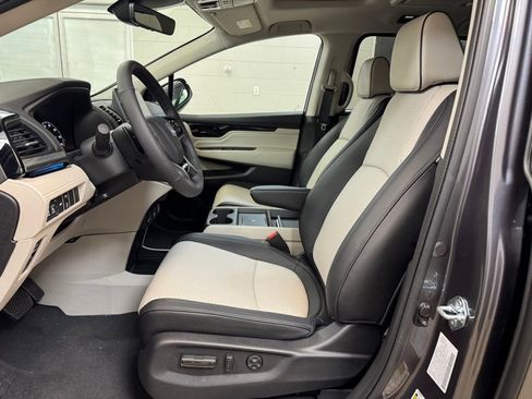 New 2026 Honda Odyssey Elite image 12