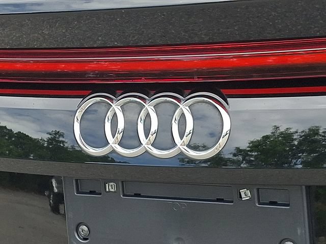 Used 2023 Audi SQ8 Prestige w/ Prestige Package AWD/4WD image 38