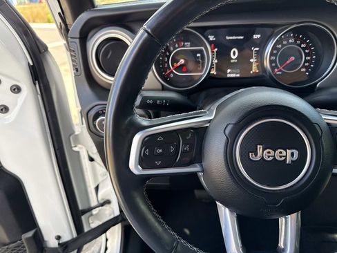 Used 2020 Jeep Gladiator Rubicon image 29