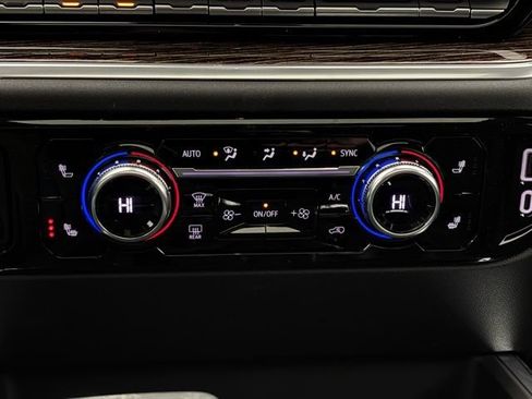 New 2026 GMC Sierra 1500 Elevation w/ Elevation Premium Package AWD/4WD image 28