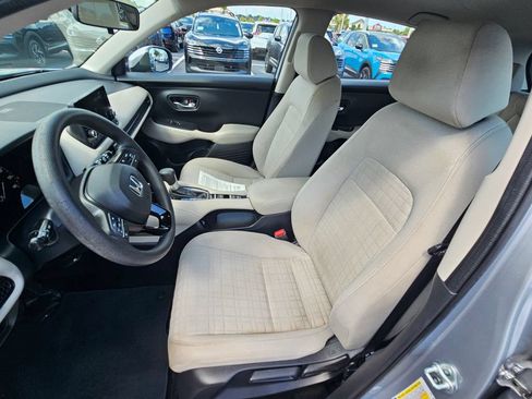 Used 2023 Honda HR-V LX image 15