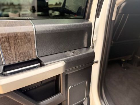 Used 2021 Ford F250 Lariat w/ Lariat Value Package image 18