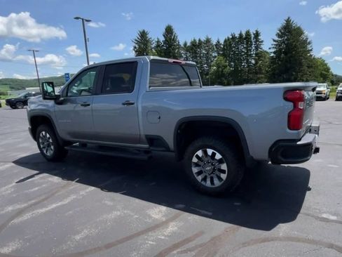 Used 2024 Chevrolet Silverado 2500 Custom w/ Custom Value Package AWD/4WD image 6