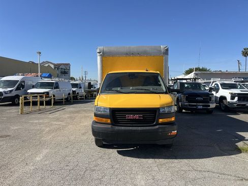Used 2021 GMC Savana 3500 Extended w/ Power Convenience Package image 5