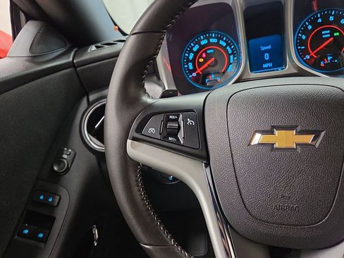 Used 2015 Chevrolet Camaro SS RWD image 16