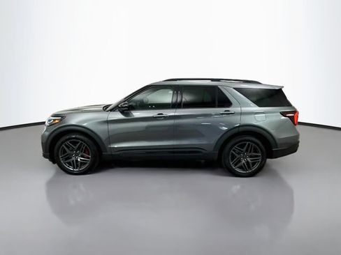Used 2025 Ford Explorer ST w/ Sun And Sound Package AWD/4WD image 4