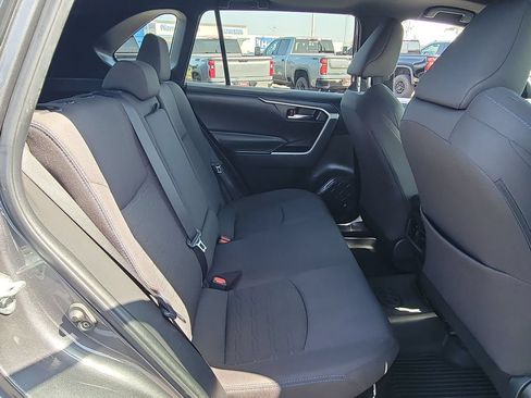 Used 2022 Toyota RAV4 SE w/ Convenience Package AWD/4WD image 26