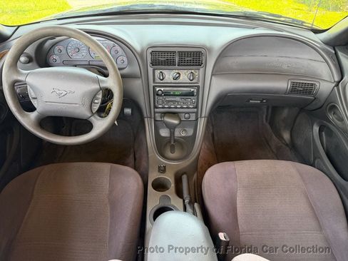 Used 2002 Ford Mustang Convertible RWD image 52
