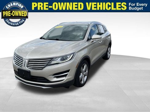 Used 2017 Lincoln MKC Premiere FWD image 1