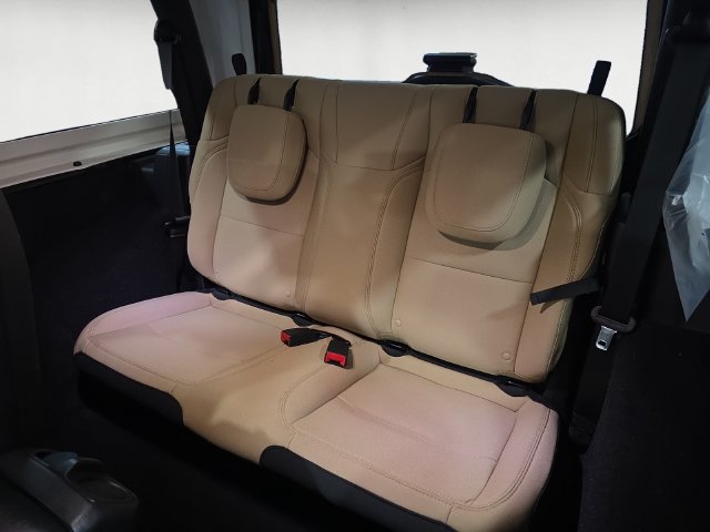 Used 2023 Jeep Wrangler Sport AWD/4WD image 13