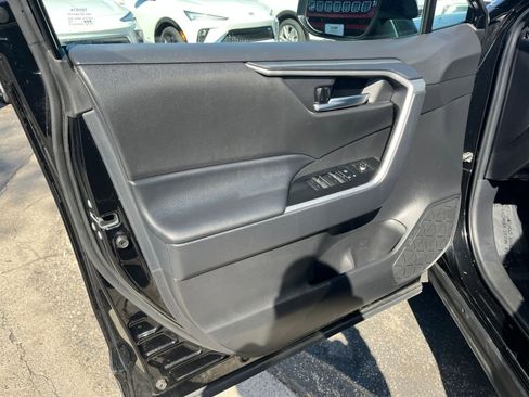 Used 2025 Toyota RAV4 XLE w/ Weather Package image 18
