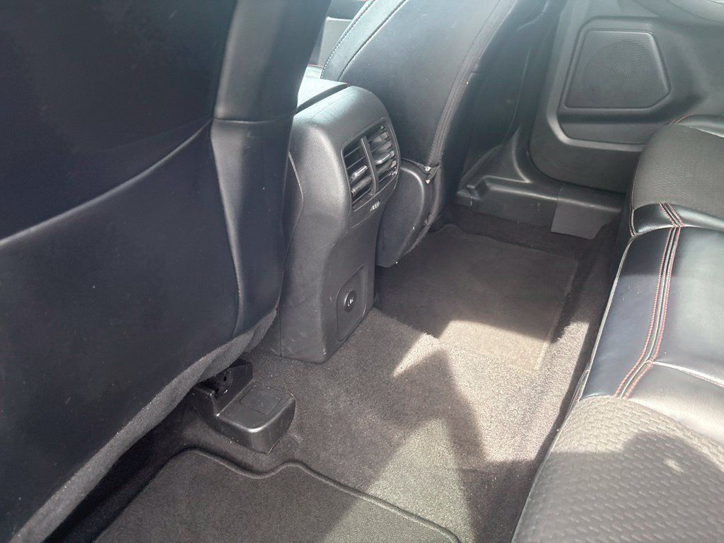 Used 2024 Ford Escape ST-Line w/ Tech Pack #1 FWD image 33