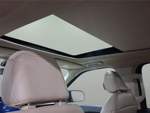 Used 2024 Ford Expedition Limited image 25