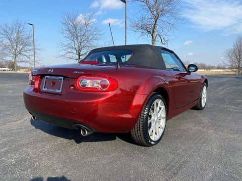 Used 2009 MAZDA MX-5 Miata Touring image 10