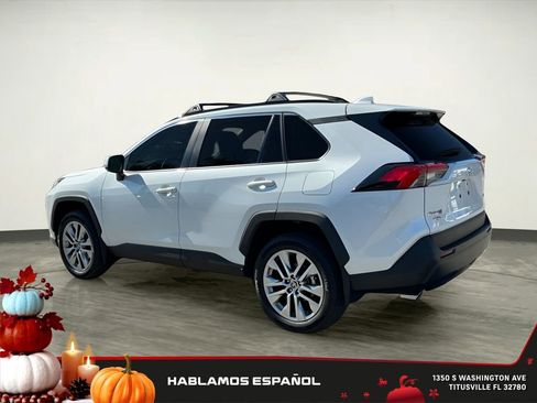 Used 2024 Toyota RAV4 XLE Premium image 5