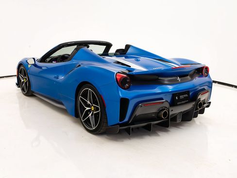Certified 2019 Ferrari 488 Pista Spider RWD image 2