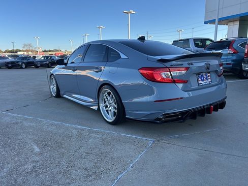 Used 2021 Honda Accord Sport image 8