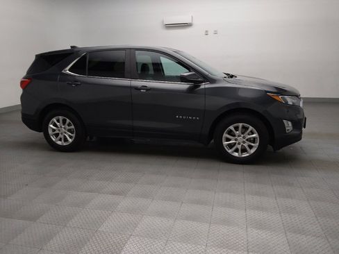 Used 2018 Chevrolet Equinox LT image 11
