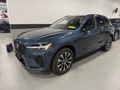 Used 2023 Volvo XC60 B5 Plus w/ Climate Package
