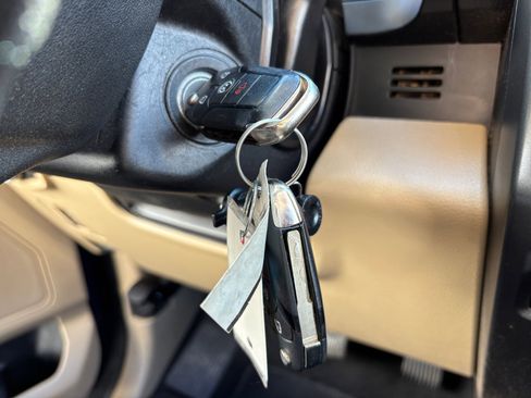 Used 2020 Ford F250 XLT w/ XLT Premium Package image 28