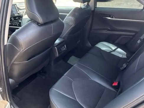 Used 2021 Toyota Camry XSE FWD image 10