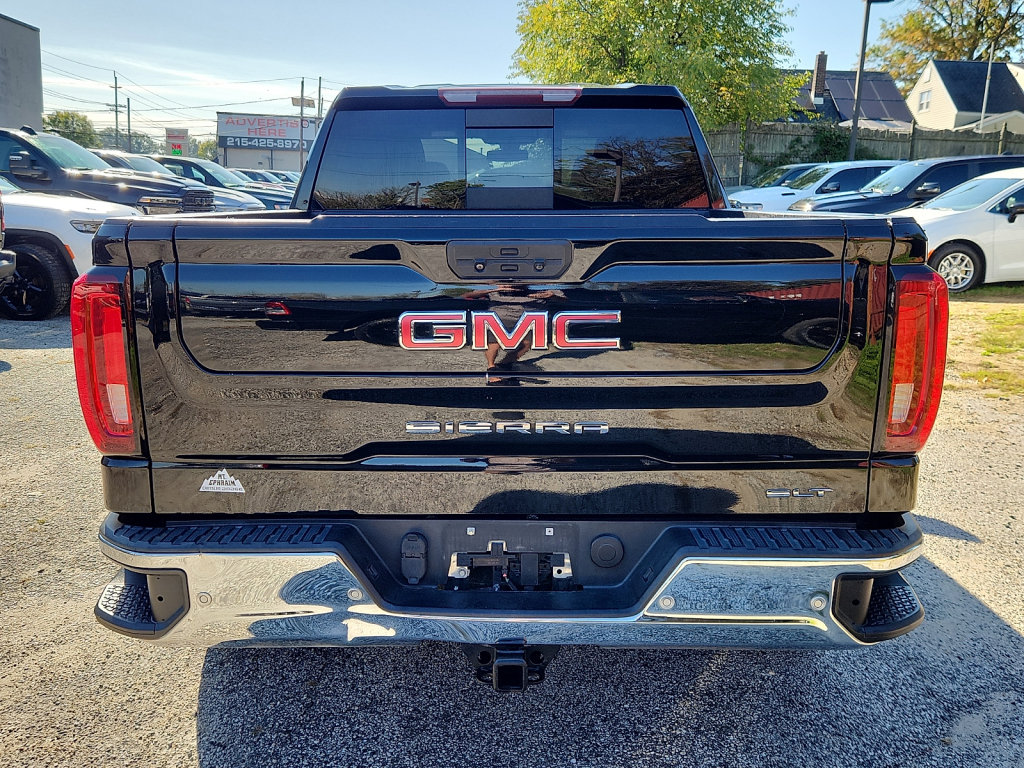 Used 2021 GMC Sierra 1500 SLT w/ SLT Premium Plus Package AWD/4WD image 4