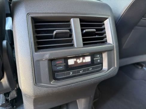 Used 2023 Volkswagen Atlas SE image 22