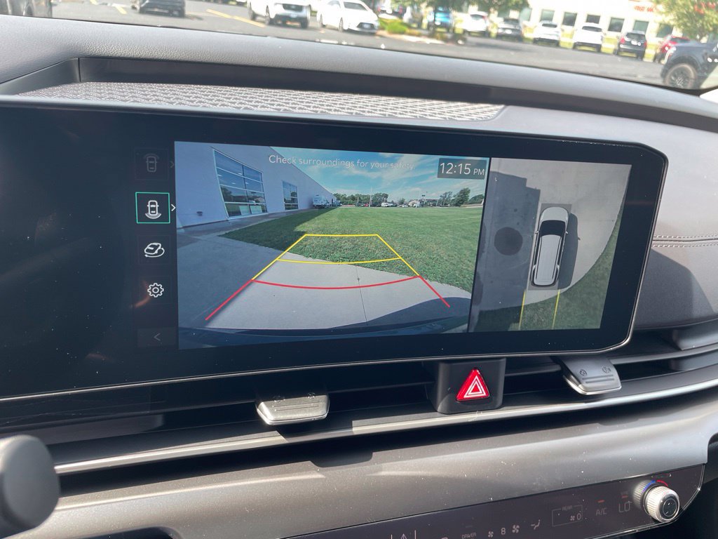 New 2027 Kia Carnival SX FWD image 23