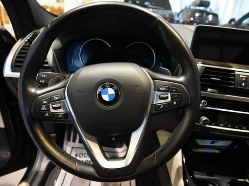 Used 2019 BMW X4 M40i image 13