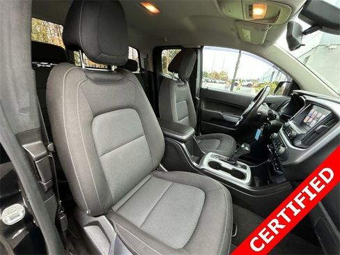 Used 2017 Chevrolet Colorado LT w/ LT Convenience Package image 24