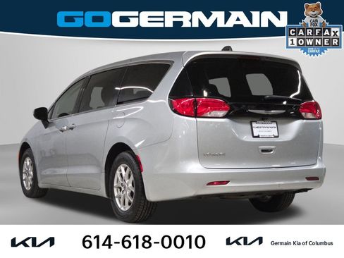 Used 2023 Chrysler Voyager LX FWD image 11