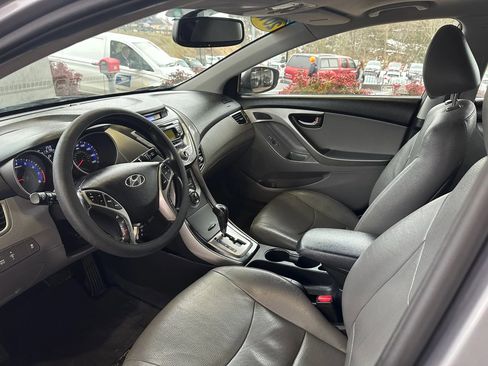 Used 2013 Hyundai Elantra Limited image 7