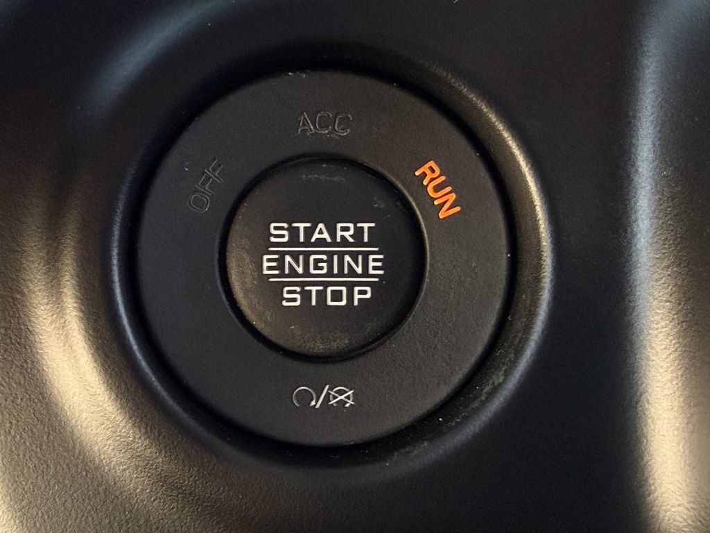 Used 2021 Jeep Wrangler Sport AWD/4WD image 21