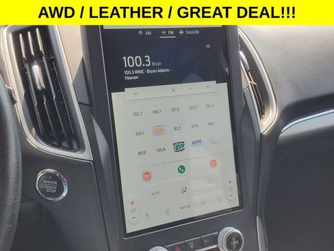Used 2022 Ford Edge SEL w/ Convenience Package AWD/4WD image 17